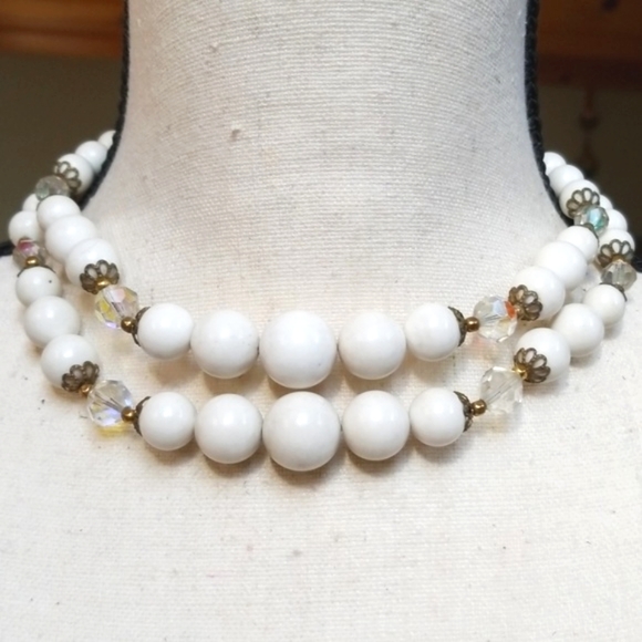 Vintage Crystal White Beaded Multi Strand Necklace - Picture 5 of 11